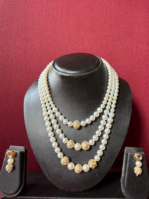 White Pearl Necklace