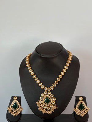 Green Kundan Pendant Necklace