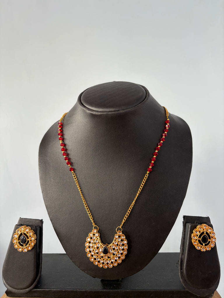 Maroon Pearl Necklace